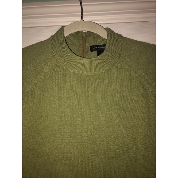 Olive Green Pull Over Sweater - Picture 2 of 4